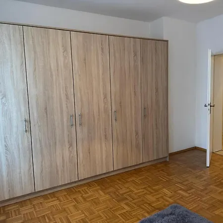 Vorstadt Naehe Petersberg