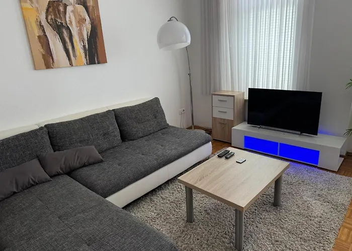 Vorstadt Nähe Petersberg Apartment *