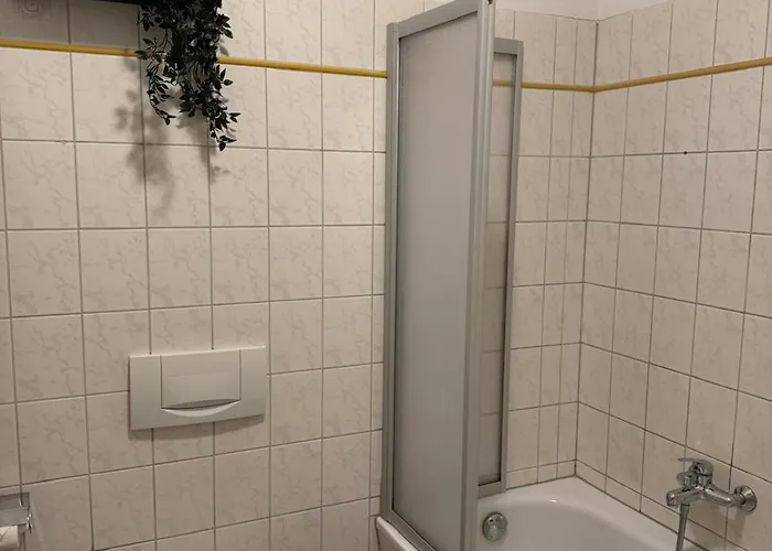 Vorstadt Naehe Petersberg Daire *